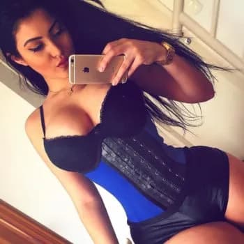 Profil de Razan, 31 ans, Pute à Hamilton (Ontario)