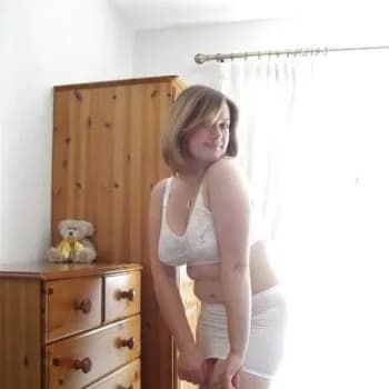 Profil de Chelsy, 24 ans, Pute à Chambord (Quebec)