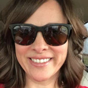 Profil de Elyne, 22 ans, Pute à Placentia (Newfoundland and Labrador)