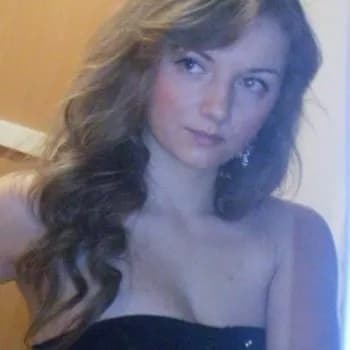 Profil de Célia, 25 ans, Pute à Glenside (Saskatchewan)