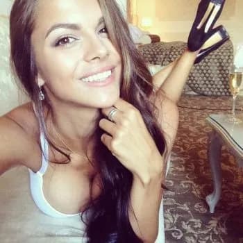 Profil de Azra, 30 ans, Pute à Crabtree (Quebec)