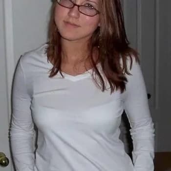 Profil de Esther, 30 ans, Pute à Rockyford (Alberta)