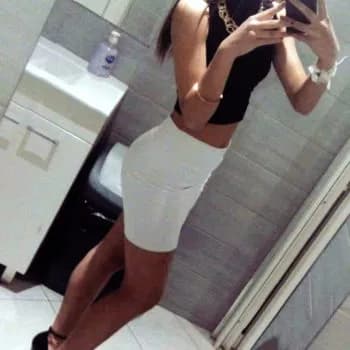 Profil de Kheira, 27 ans, Pute à Duval (Saskatchewan)