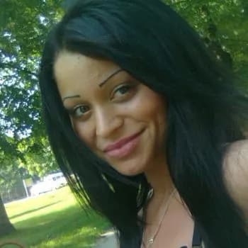 Profil de Coline, 36 ans, Pute à Millet (Alberta)