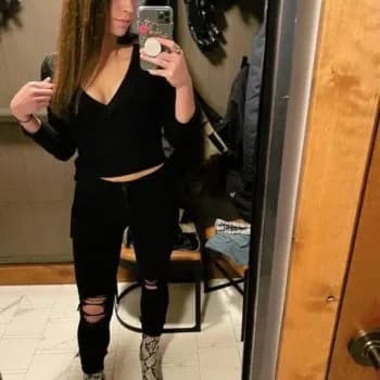 Profil de Hannah, 35 ans, Pute à Rosemary (Alberta)