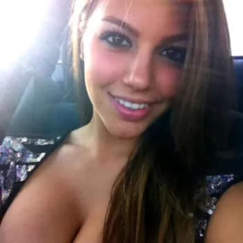 Profil de Solange, 29 ans, Pute à Melancthon (Ontario)