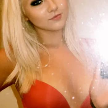 Profil de Elvira, 30 ans, Pute à Chandler (Quebec)