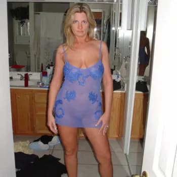 Profil de Zohra, 34 ans, Pute à Dufferin (Manitoba)