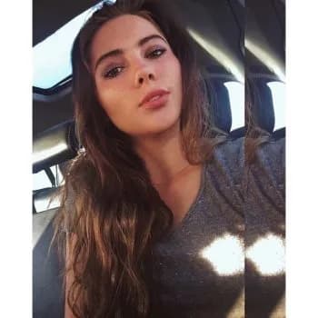 Profil de Lina, 38 ans, Pute à Magrath (Alberta)