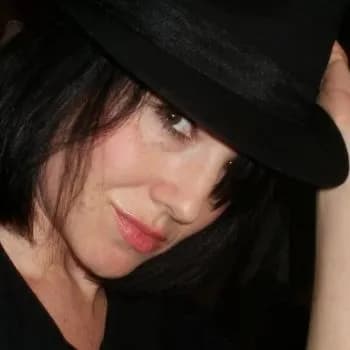 Profil de Thaïs, 40 ans, Pute à Teulon (Manitoba)