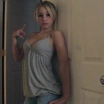 Profil de Raphaëlle, 37 ans, Pute à Brigham (Quebec)