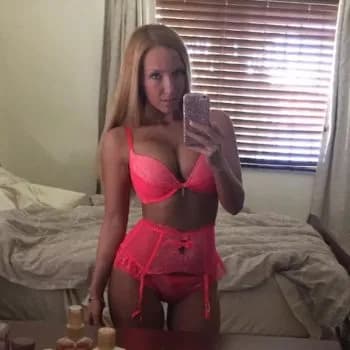 Profil de Hélène, 31 ans, Pute à West Hants (Nova Scotia)