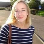 Profil de April, 28 ans, Pute à Lac-au-Saumon (Quebec)