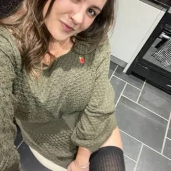 Profil de Fanny, 22 ans, Pute à L'Ancienne-Lorette (Quebec)