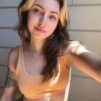 Profil de Wassila, 27 ans, Pute à Mossey River (Manitoba)